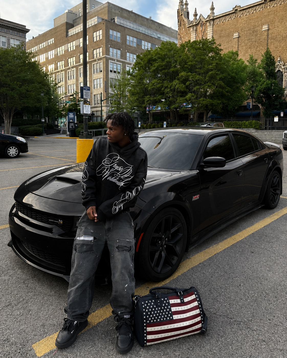 TTUPO SIGNATURE HOODIE