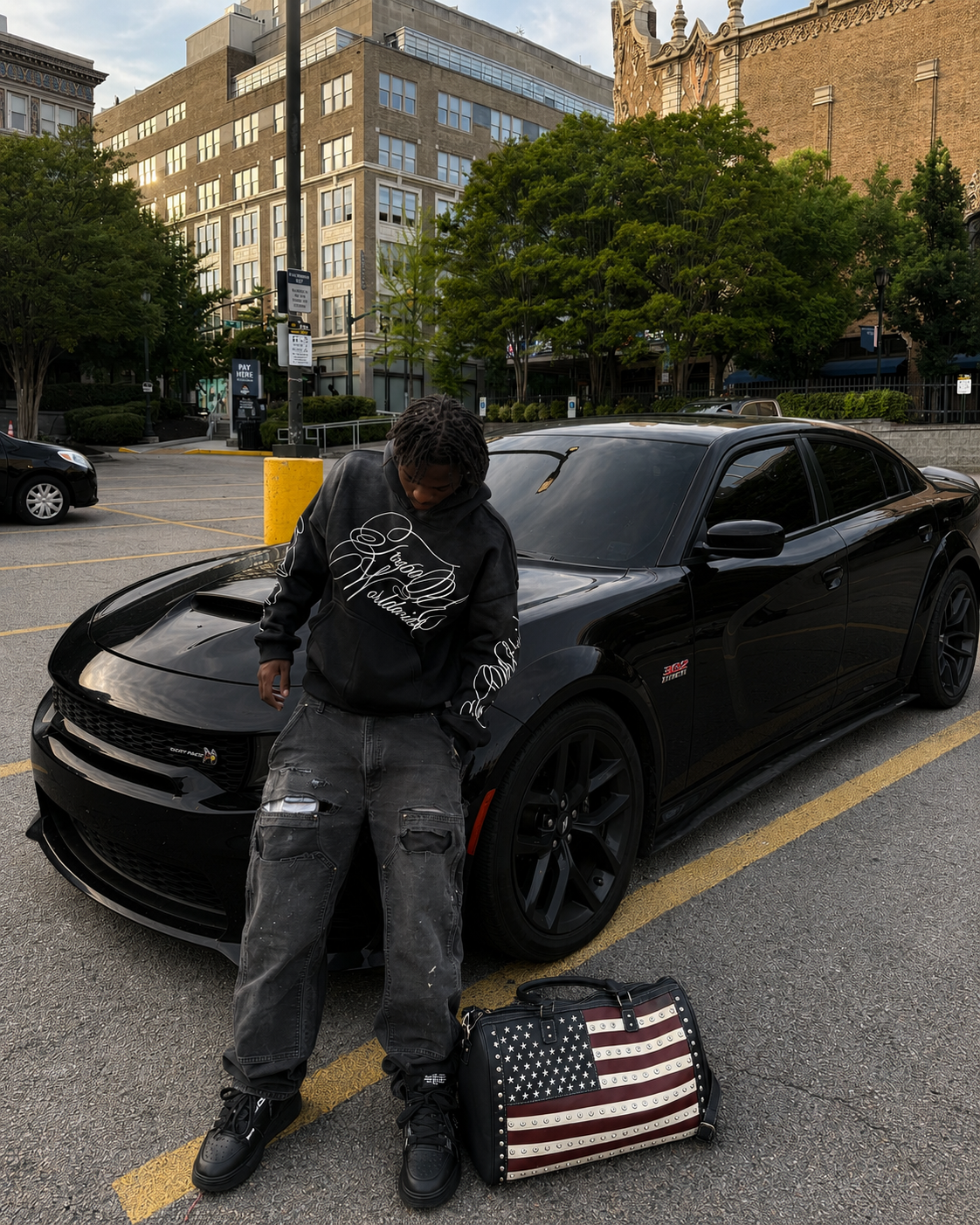 TTUPO SIGNATURE HOODIE