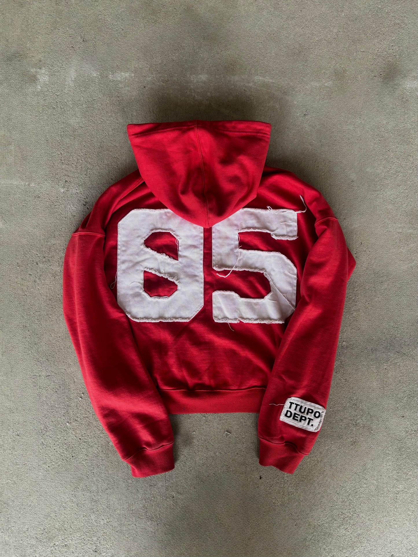 05 HOODIES “RED”