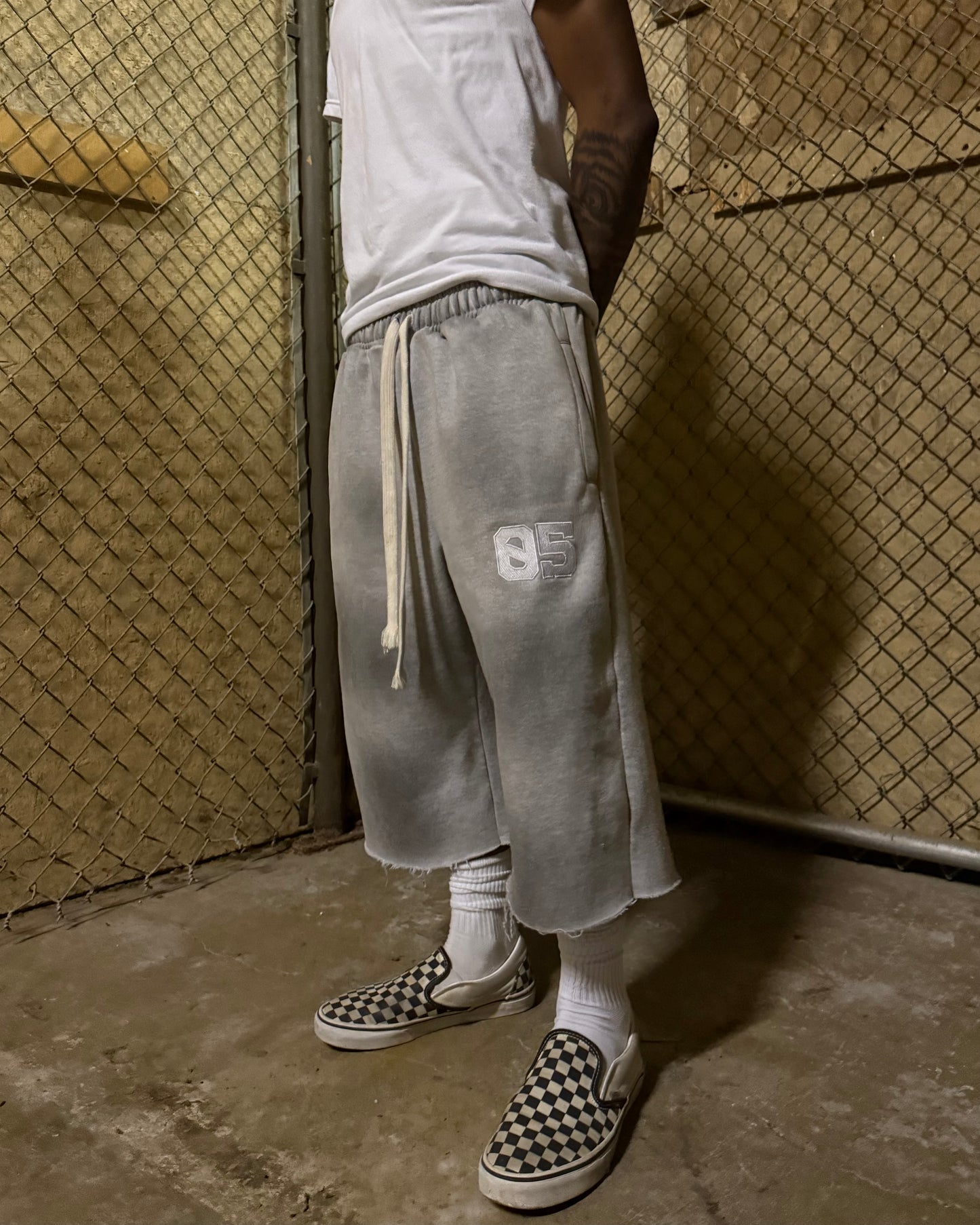 ZEROFIVE 3/4 SHORTS