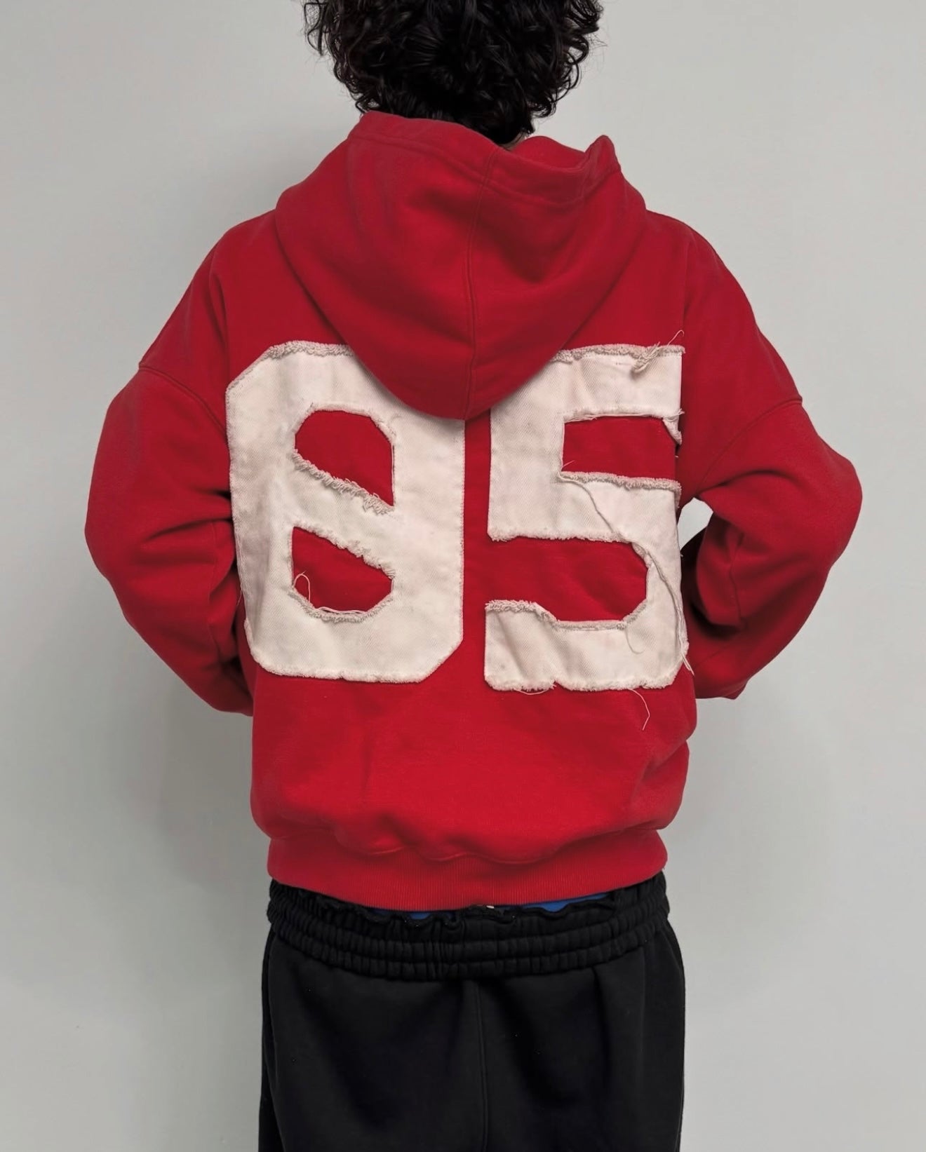 05 HOODIES “RED”